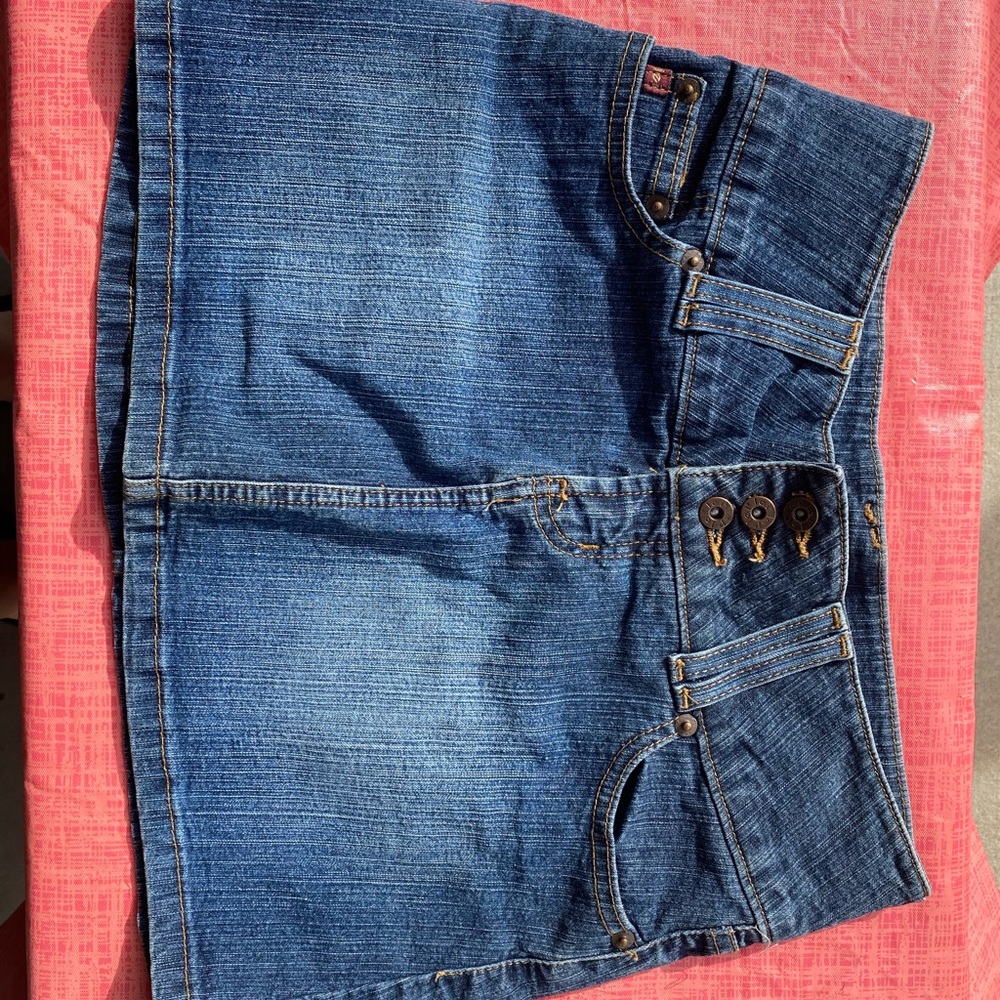 L.E.I. Size 3 denim mini skirt